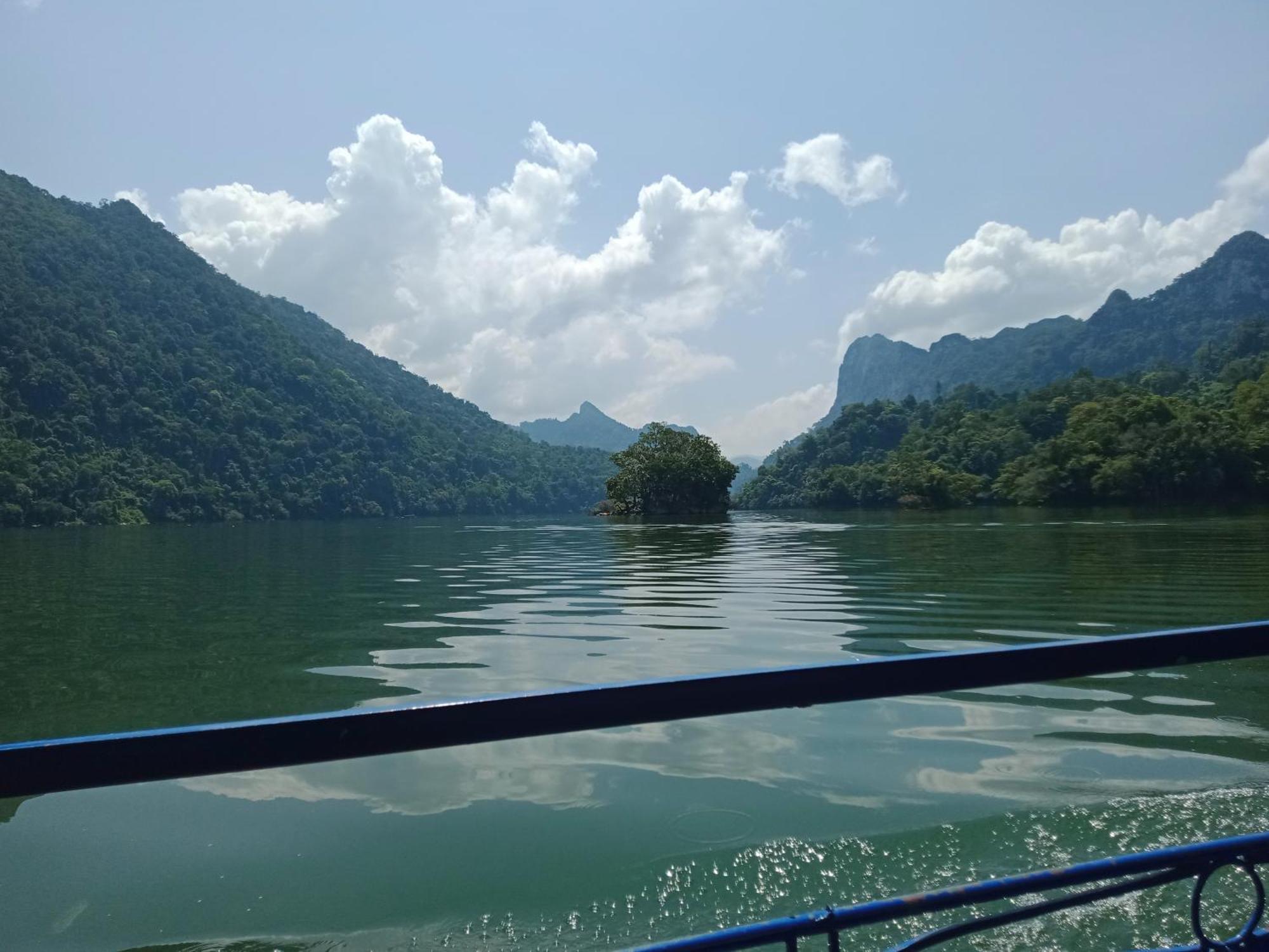 Tran Xuan Homestay Ba Be Kültér fotó